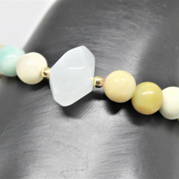 Amazonite beaded stretch bracelet - Picture 5 of 5